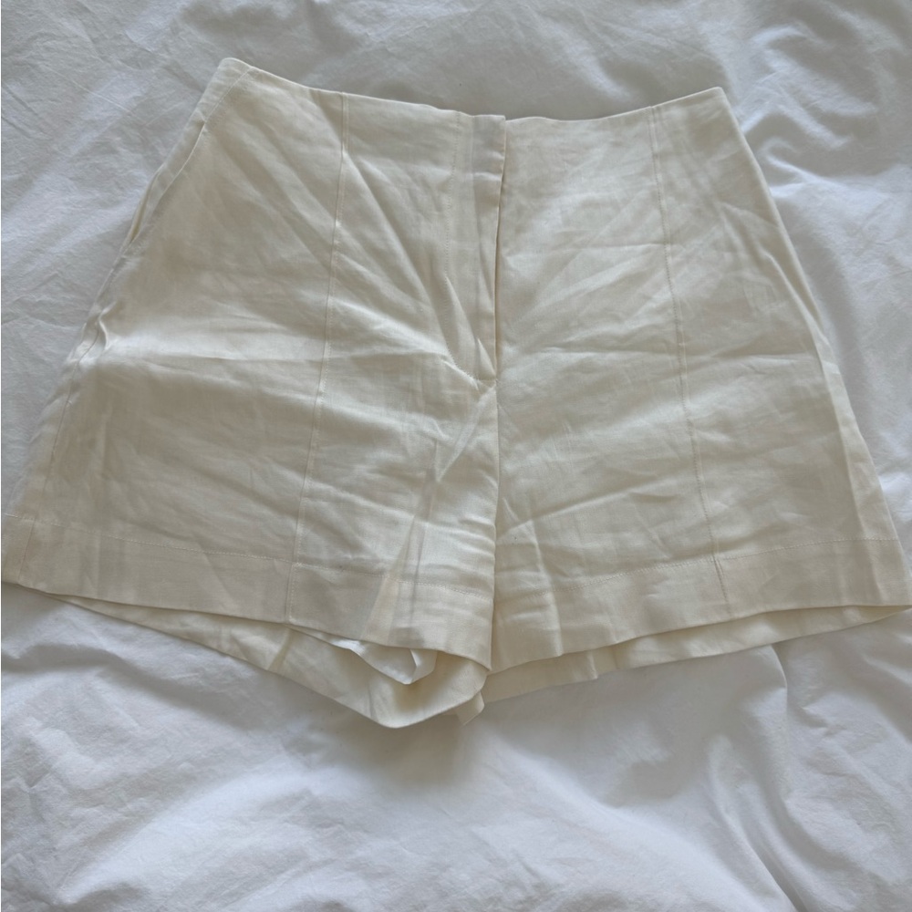 DISSH High-Waist Cream Linen-Blend Shorts NWOT